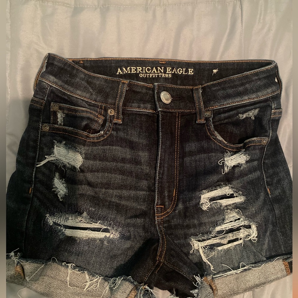 American Eagle Size 8  EUC Jean Shorts